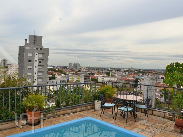 Apartamento com 296m², 3 dormitórios, 1 suíte, 3 vagas, São João em Porto Alegre