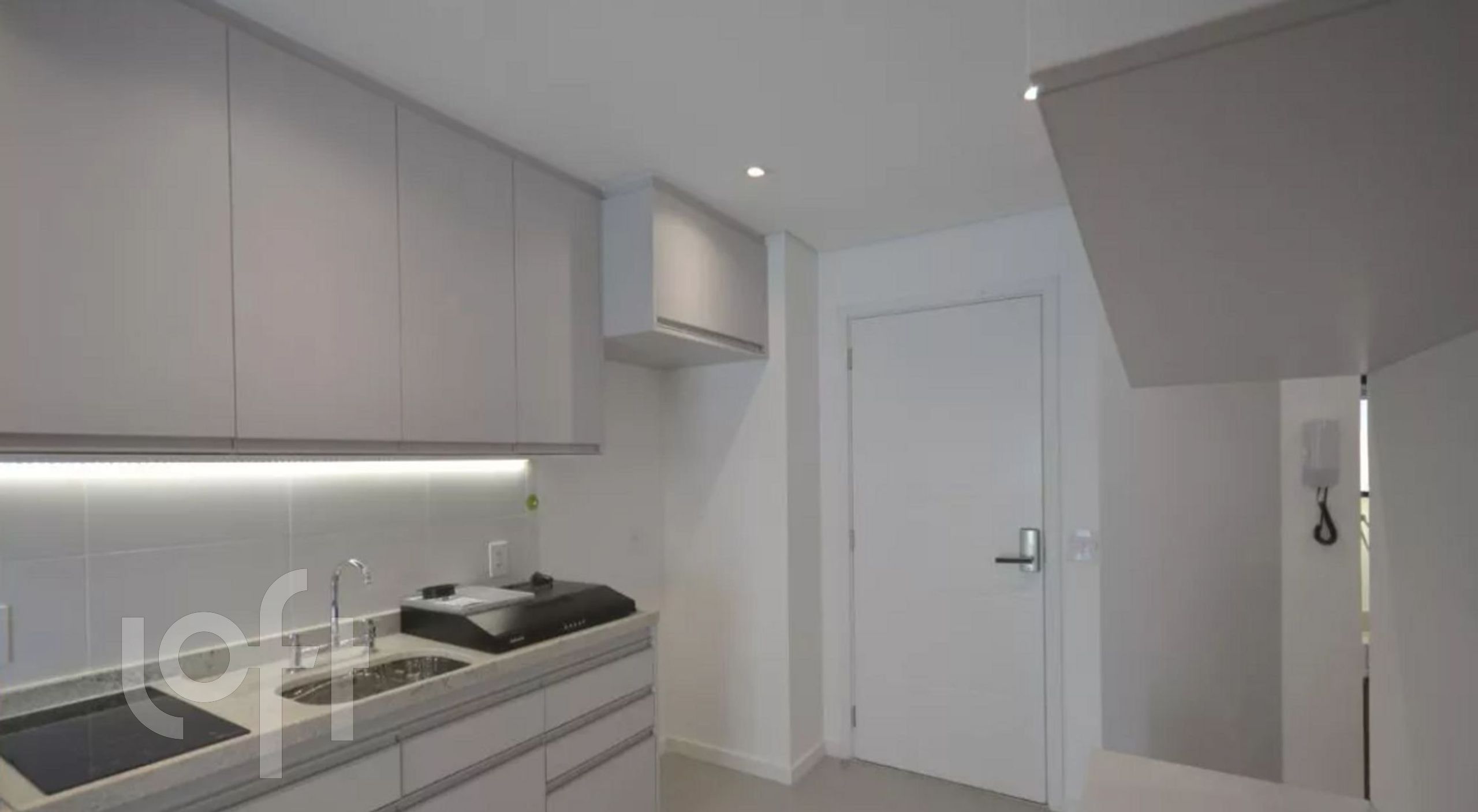 Apartamento à venda com 1 quarto, 37m² - Foto 14