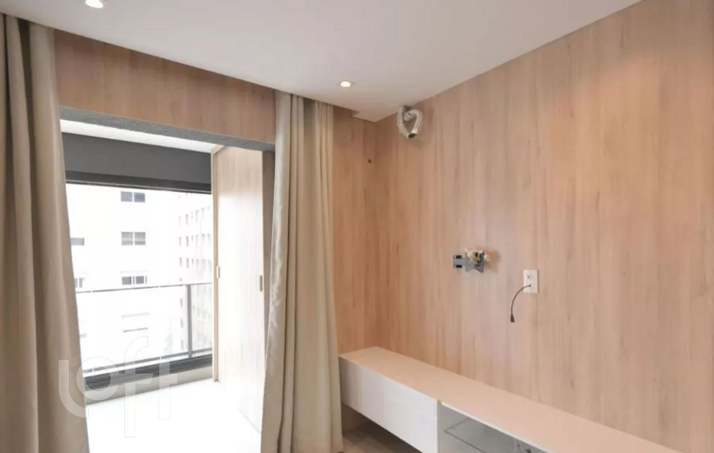 Apartamento à venda com 1 quarto, 37m² - Foto 1