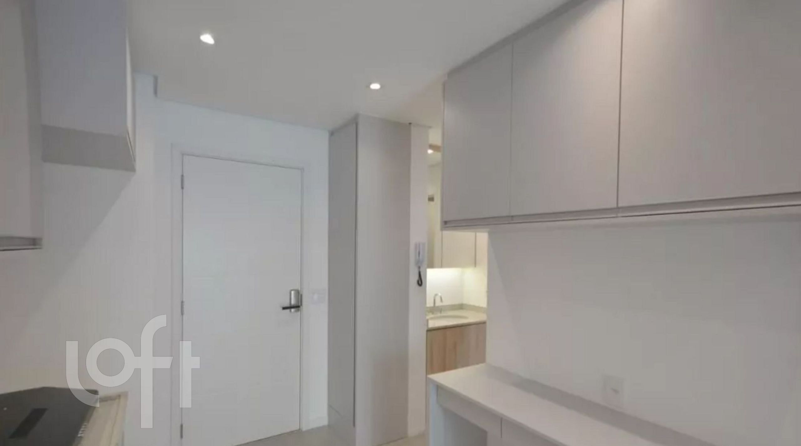 Apartamento à venda com 1 quarto, 37m² - Foto 5