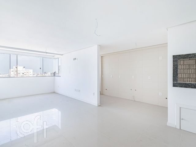 Apartamento com 49m², 1 dormitório, 1 vaga, Jardim Botânico em Porto Alegre