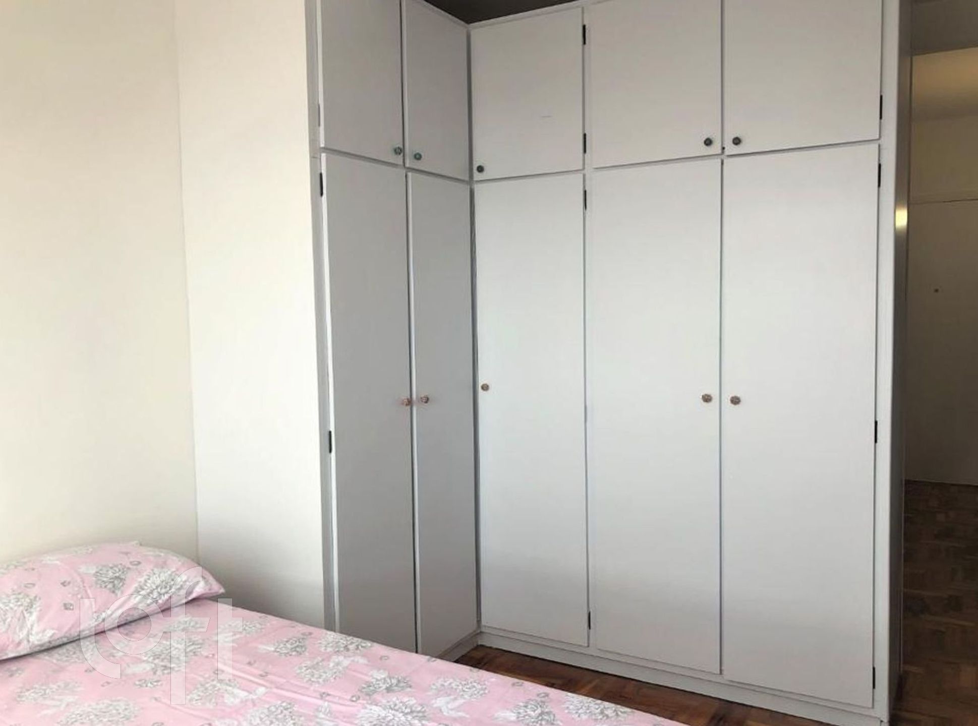 Apartamento à venda com 1 quarto, 38m² - Foto 2