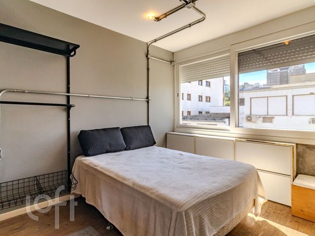 Apartamento com 35m², 1 dormitório, 1 vaga, Rio Branco em Porto Alegre