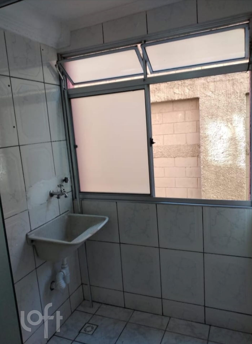 Apartamento à venda com 2 quartos, 40m² - Foto 4