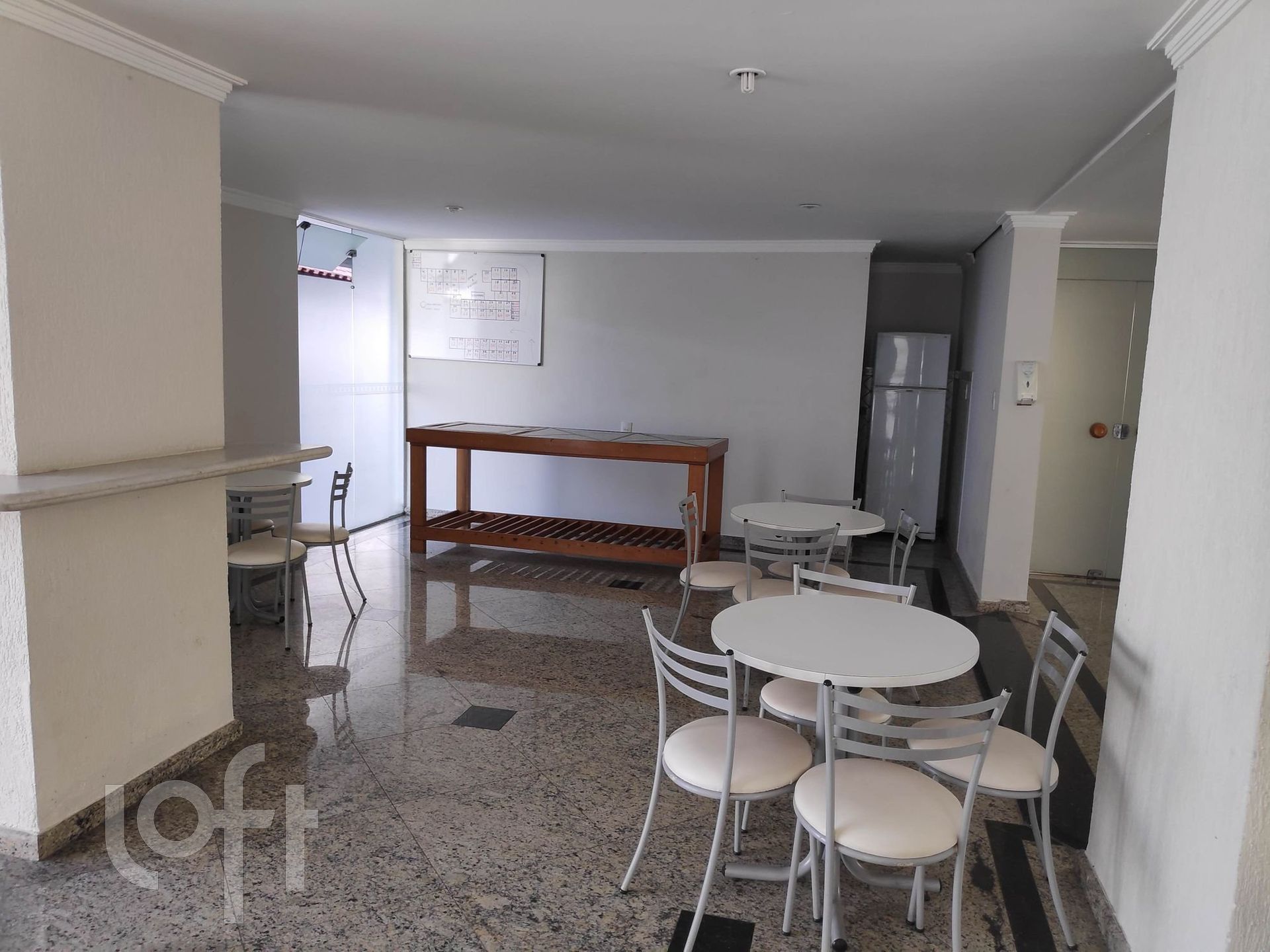 Apartamento à venda com 3 quartos, 86m² - Foto 19