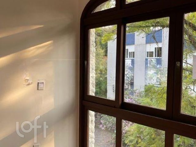 Apartamento com 91m², 1 dormitório, 1 suíte, 2 vagas, Higienópolis em Porto Alegre