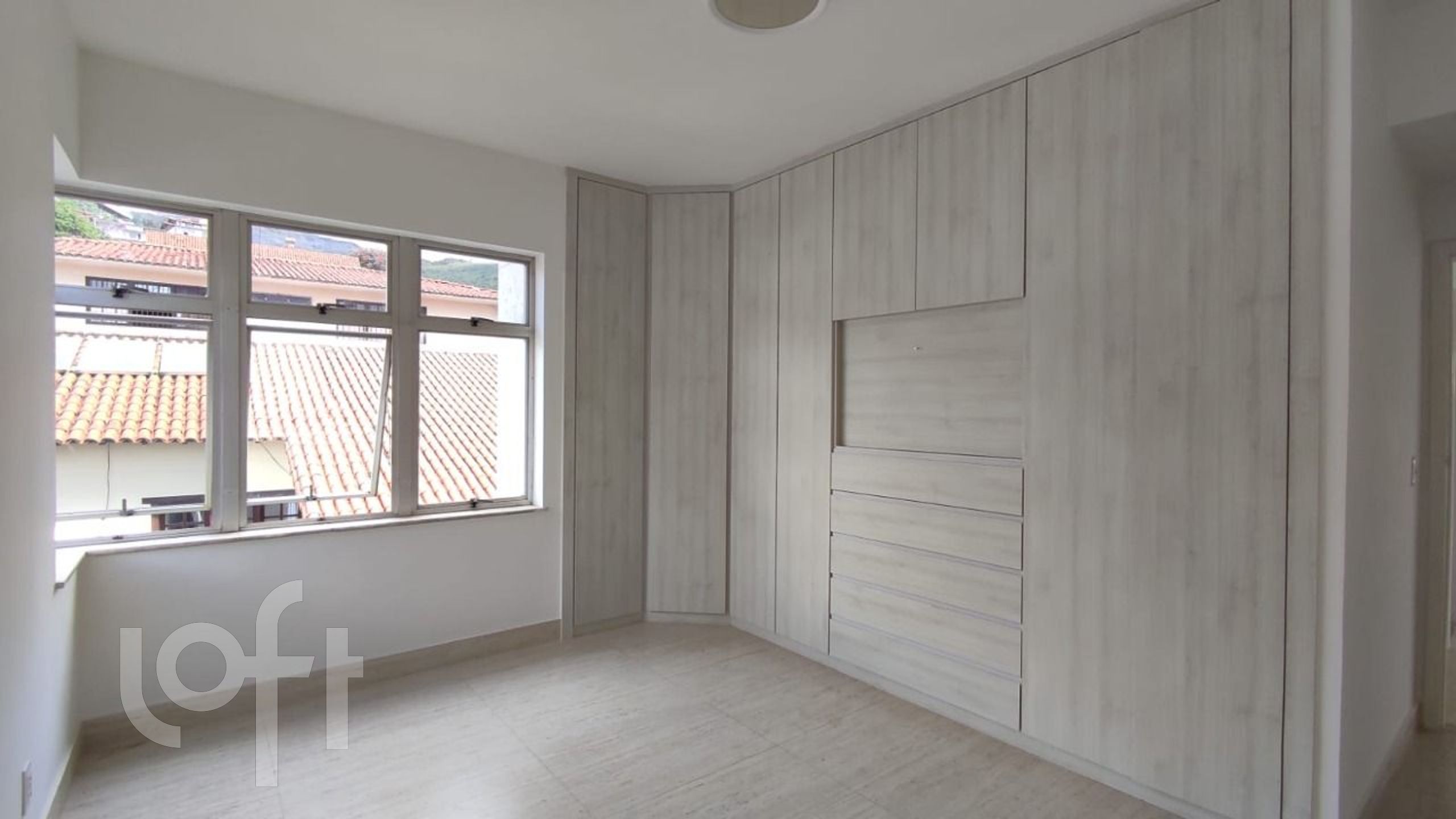 Apartamento à venda com 4 quartos, 170m² - Foto 11