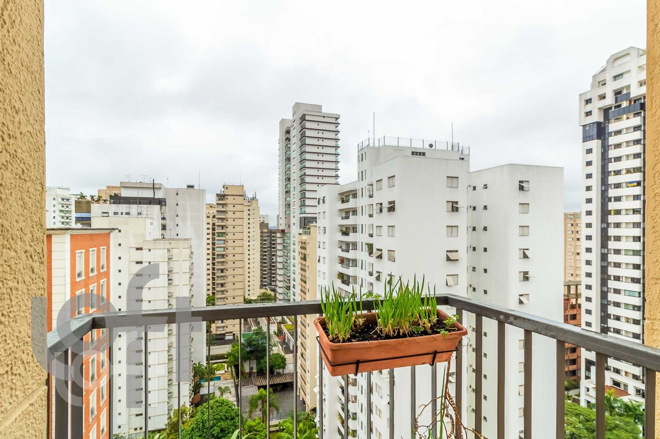 Apartamento à venda com 4 quartos, 170m² - Foto 8