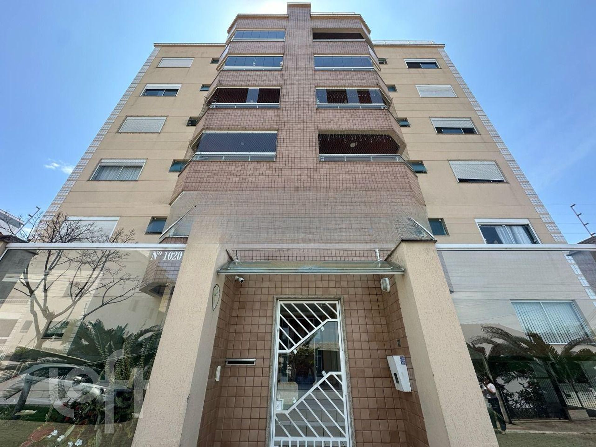 Apartamentos com 110m², 3 quartos, 1 suíte, 2 garagens, no bairro Ipiranga em São José