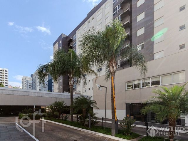Apartamento com 89m², 3 dormitórios, 1 suíte, 2 vagas, Chácara das Pedras em Porto Alegre