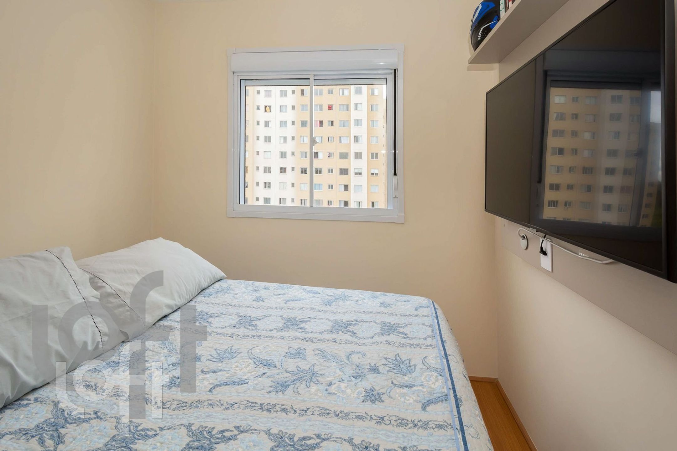 Apartamento à venda com 2 quartos, 42m² - Foto 3