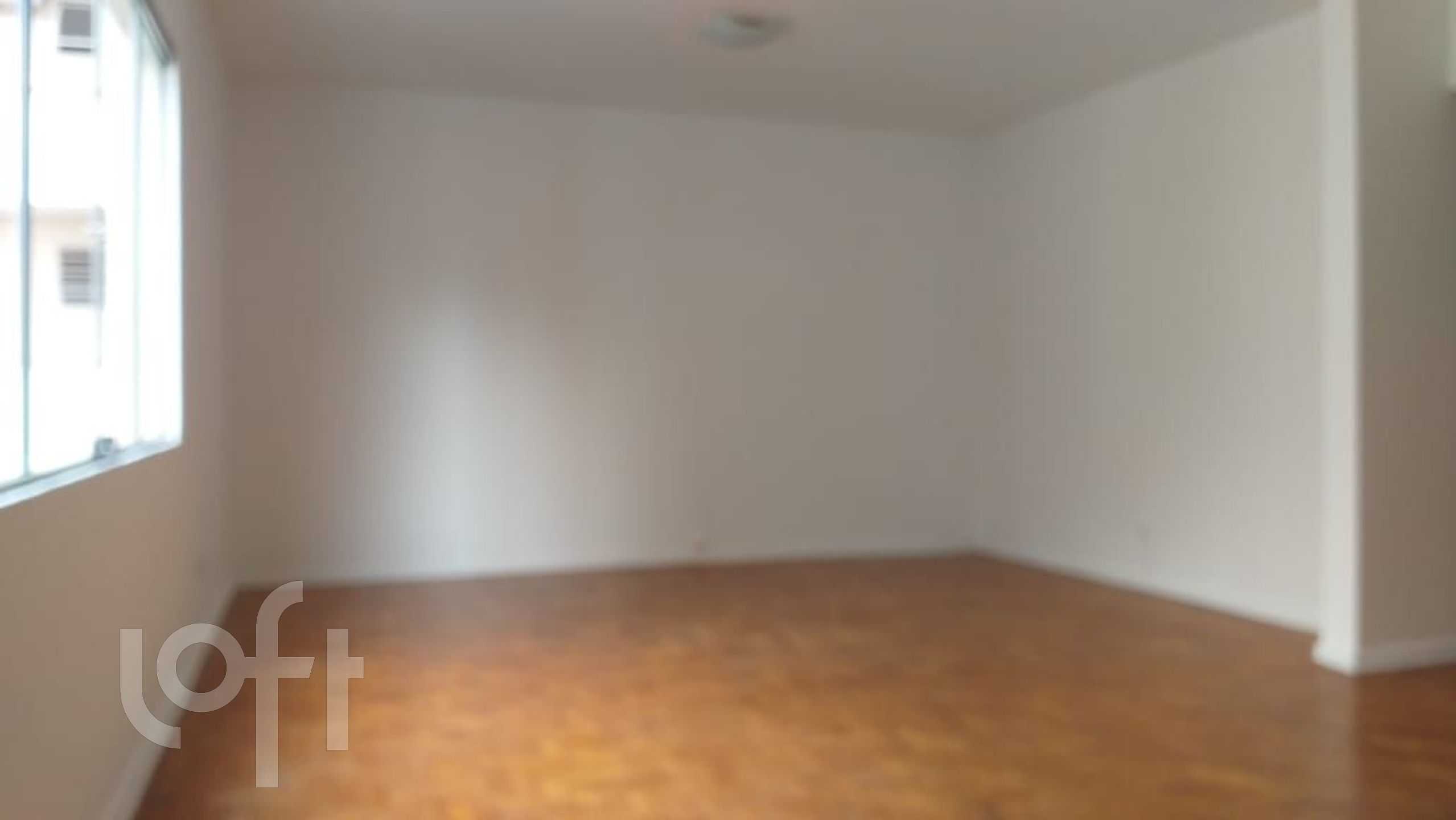 Apartamento à venda com 3 quartos, 186m² - Foto 2