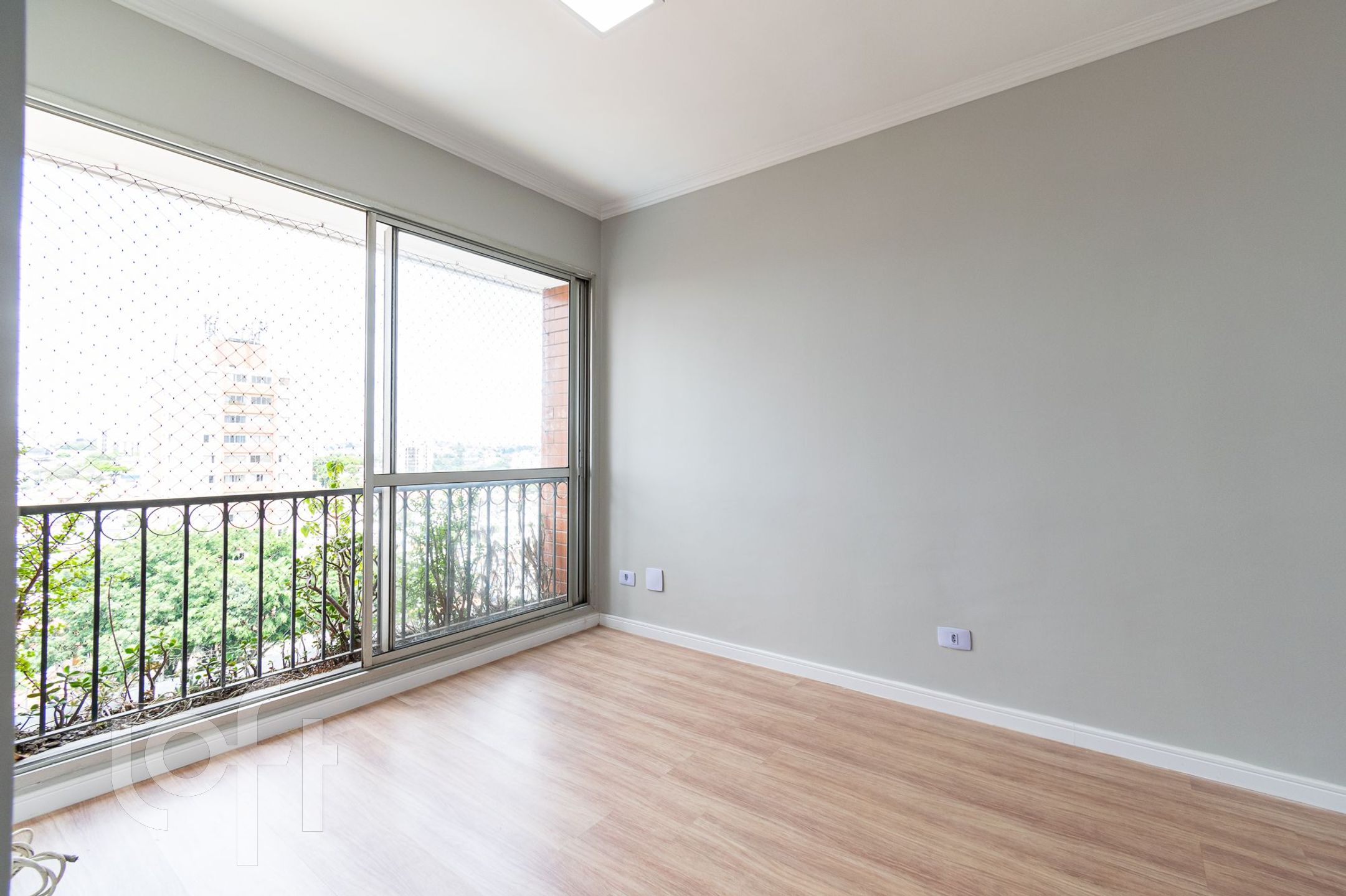 Apartamento à venda com 2 quartos, 65m² - Foto 15