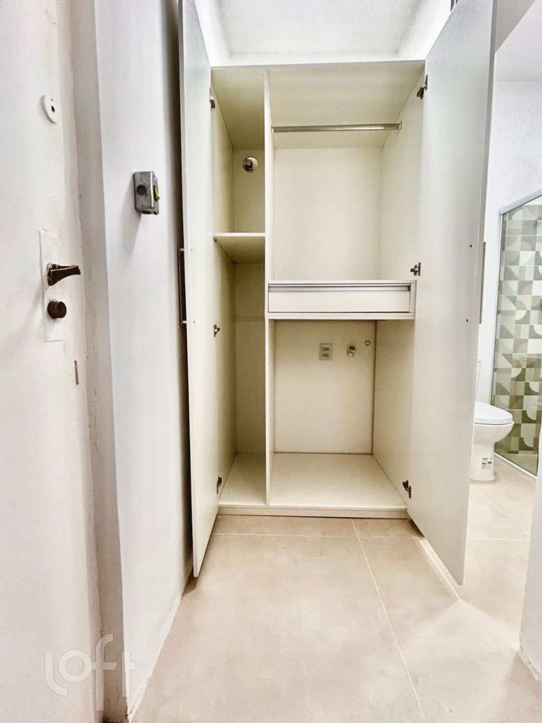 Apartamento à venda com 1 quarto, 29m² - Foto 11