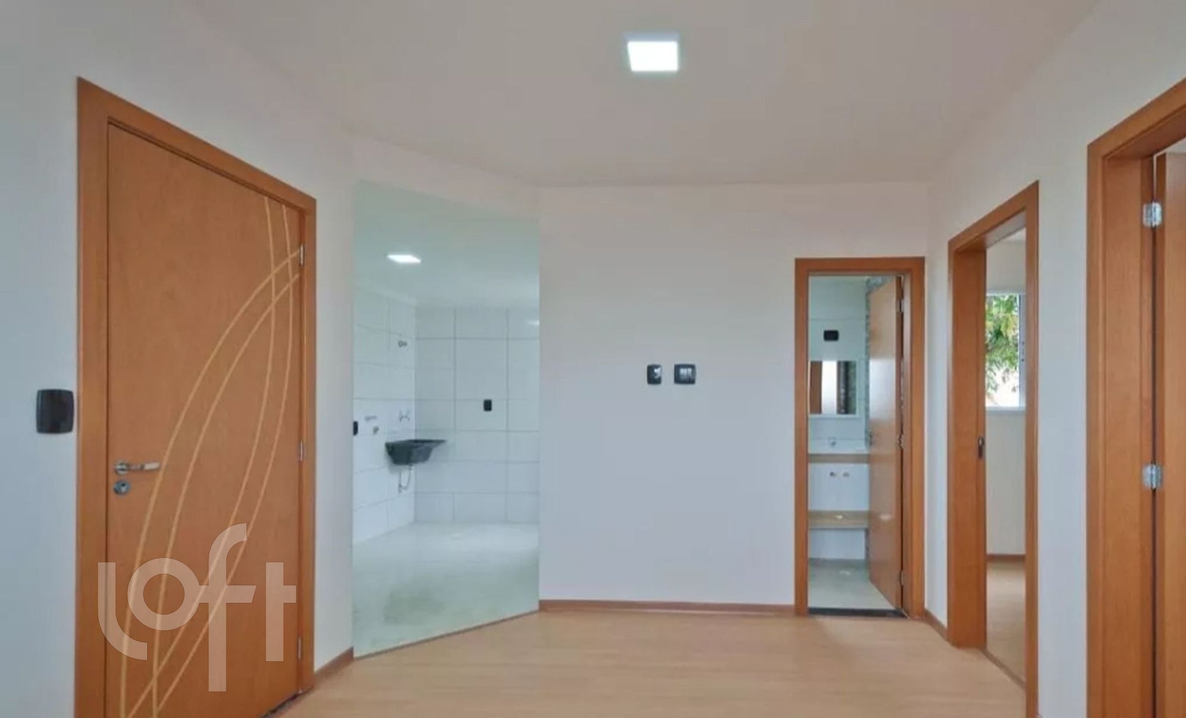 Apartamento à venda com 3 quartos, 71m² - Foto 1