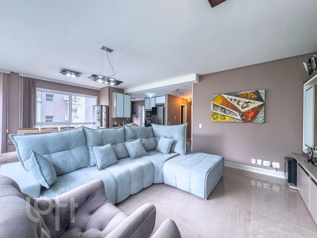 Apartamento com 94m², 2 dormitórios, 2 vagas, Petrópolis em Porto Alegre