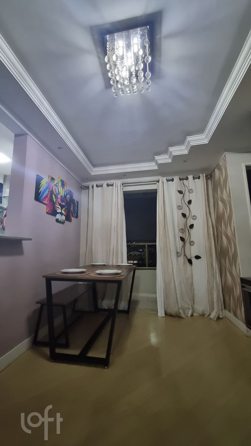 Apartamento à venda com 2 quartos, 43m² - Foto 3