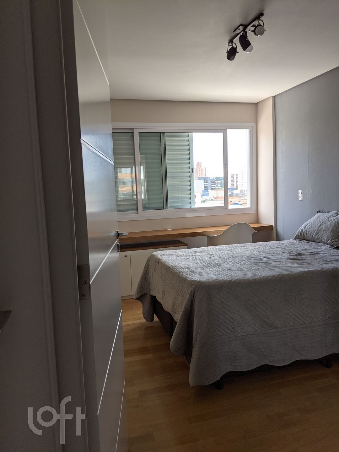 Apartamento à venda com 2 quartos, 64m² - Foto 8