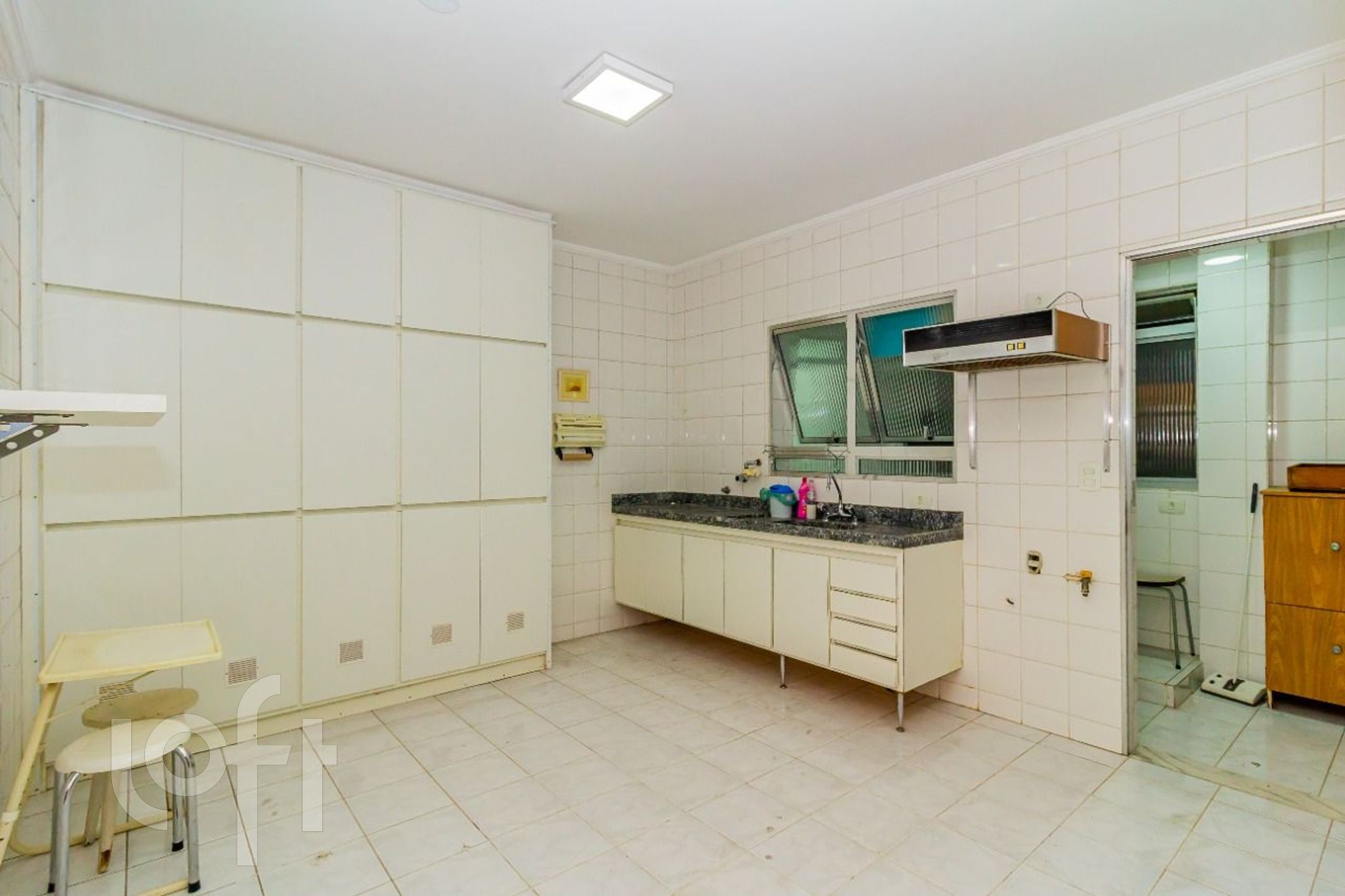 Apartamento à venda com 2 quartos, 101m² - Foto 9