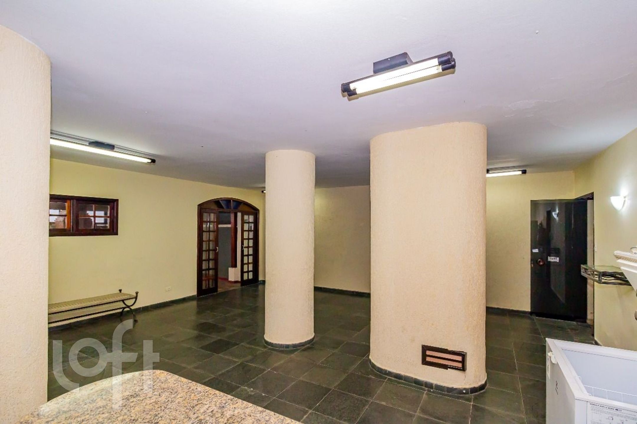 Apartamento à venda com 2 quartos, 101m² - Foto 39