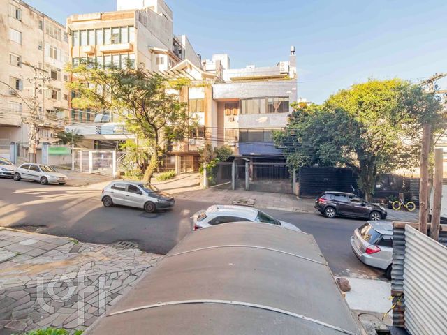 Apartamento com 84m², 2 dormitórios, 1 vaga, Auxiliadora em Porto Alegre