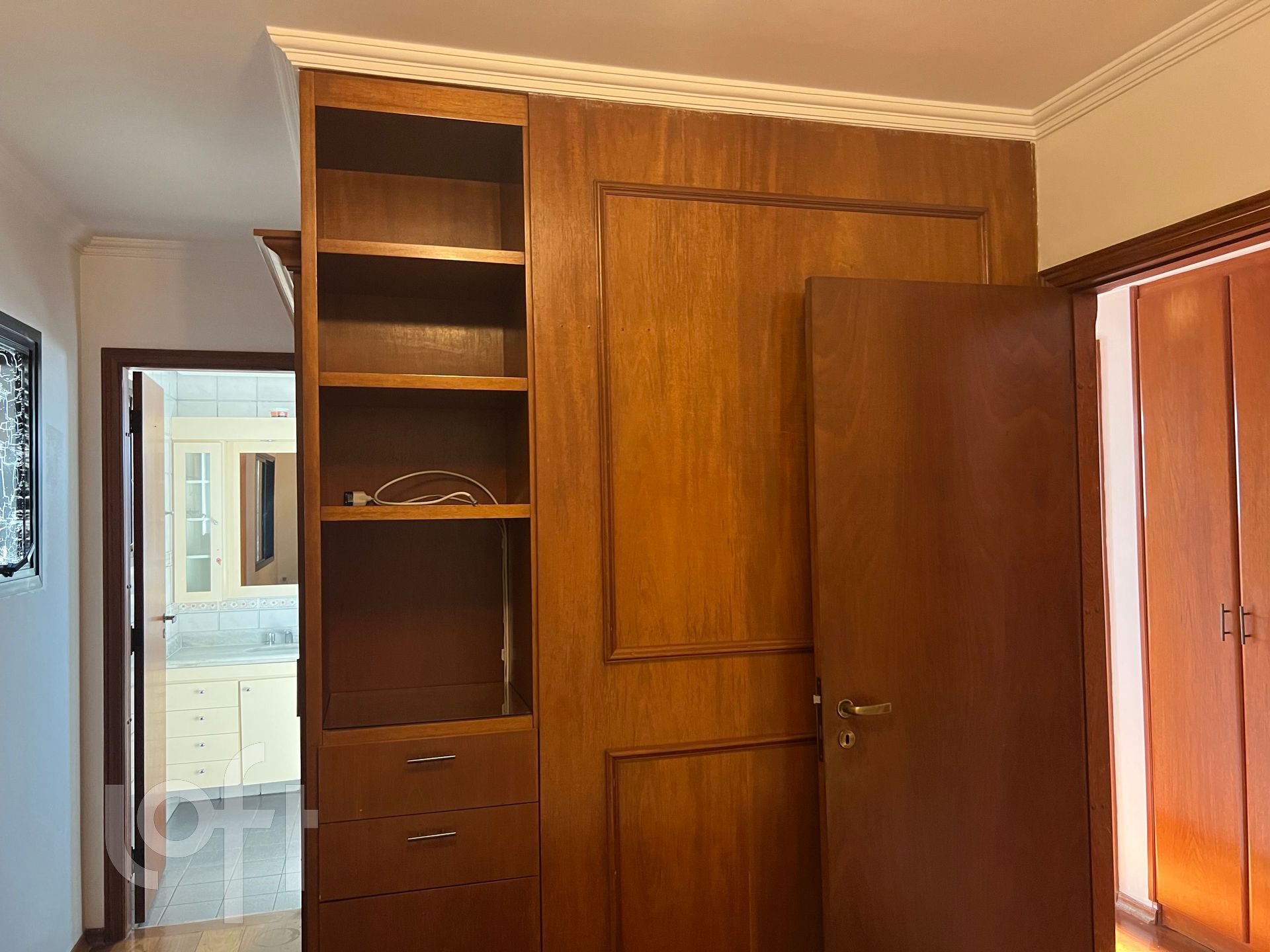 Apartamento à venda com 3 quartos, 144m² - Foto 10