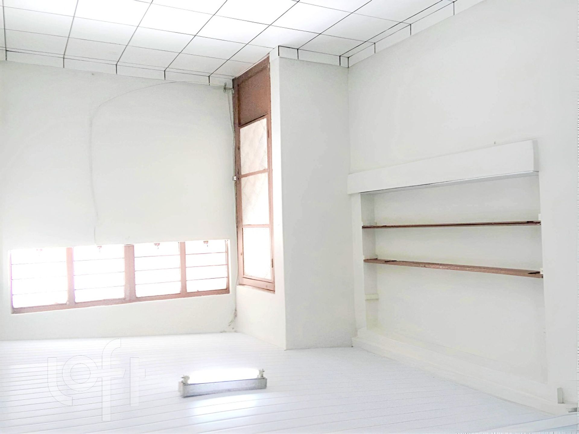 Casa à venda com 5 quartos, 200m² - Foto 10