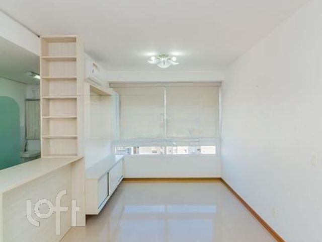 Apartamento com 65m², 2 dormitórios, 1 suíte, 1 vaga, Cidade Baixa em Porto Alegre