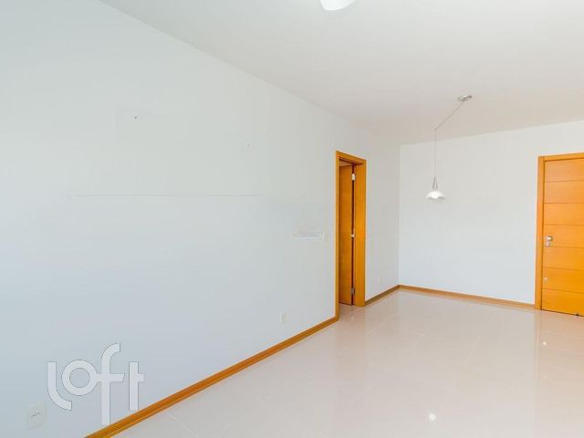 Apartamento com 65m², 2 dormitórios, 1 suíte, 1 vaga, Cidade Baixa em Porto Alegre