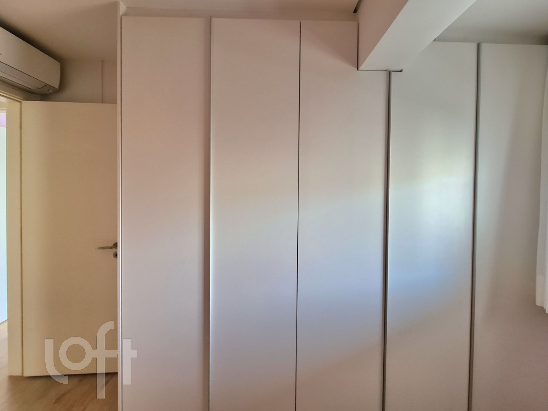 Apartamento à venda com 2 quartos, 80m² - Foto 25