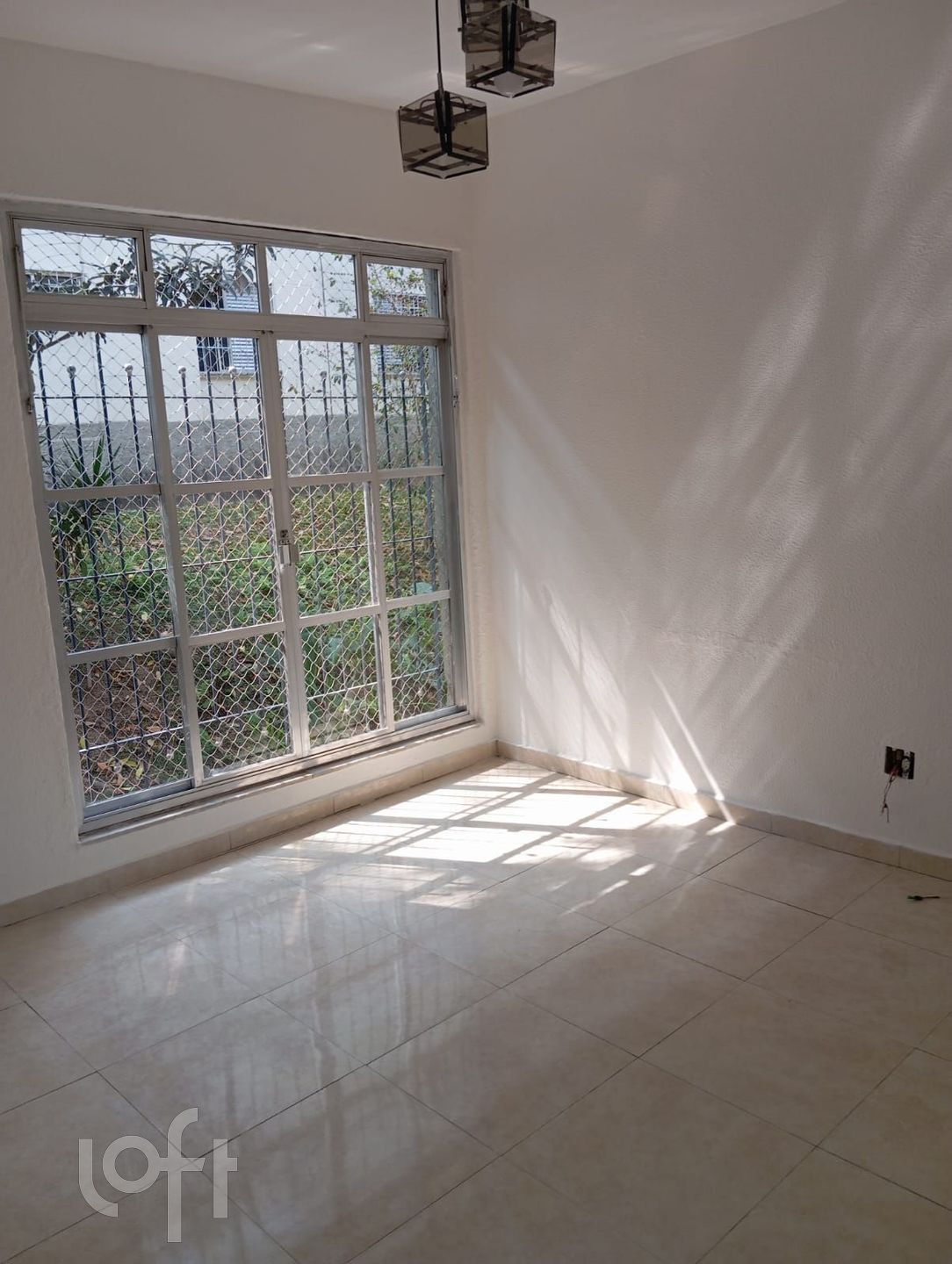 Apartamento à venda com 2 quartos, 69m² - Foto 2