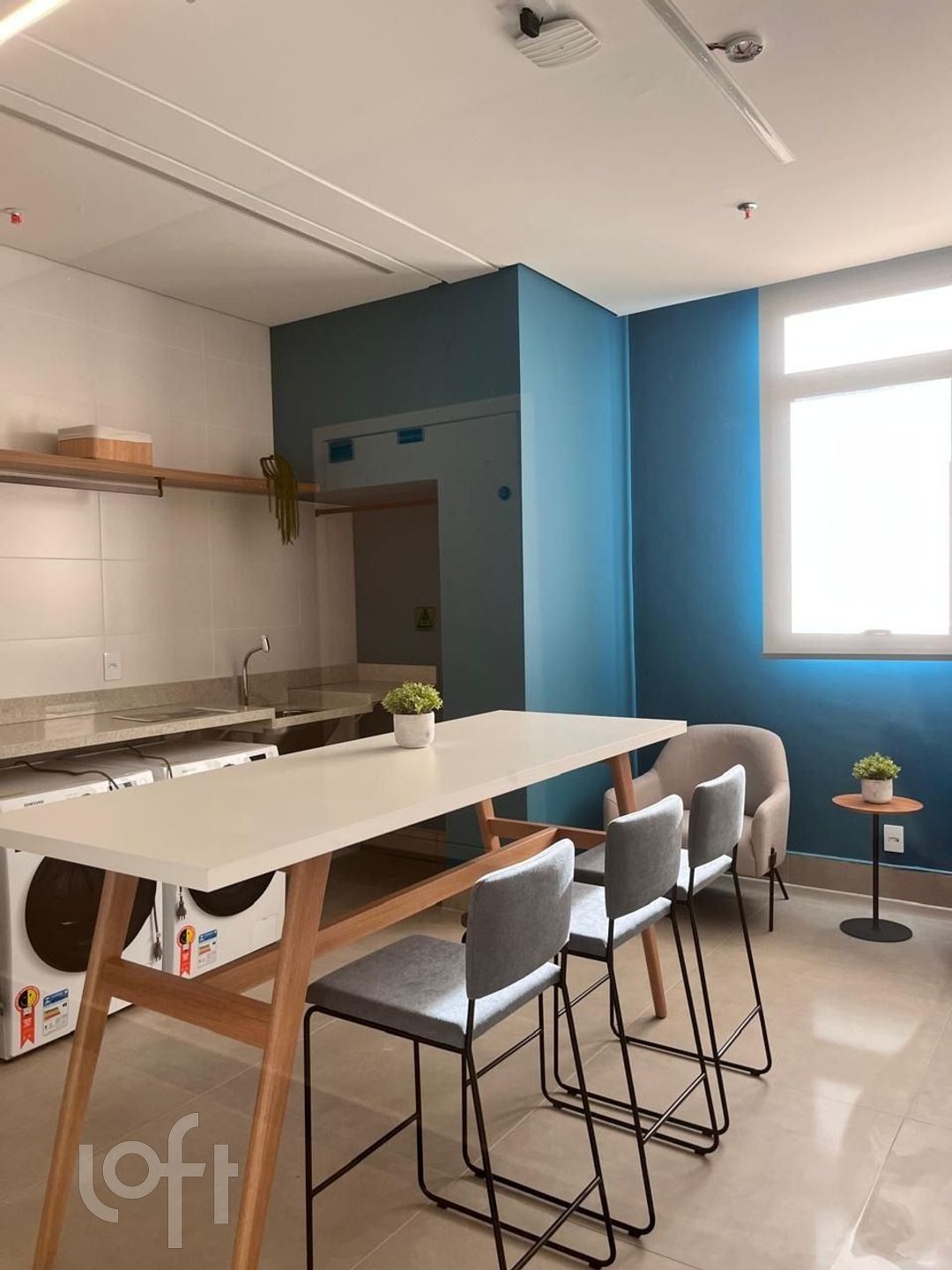 Apartamento à venda com 2 quartos, 30m² - Foto 14