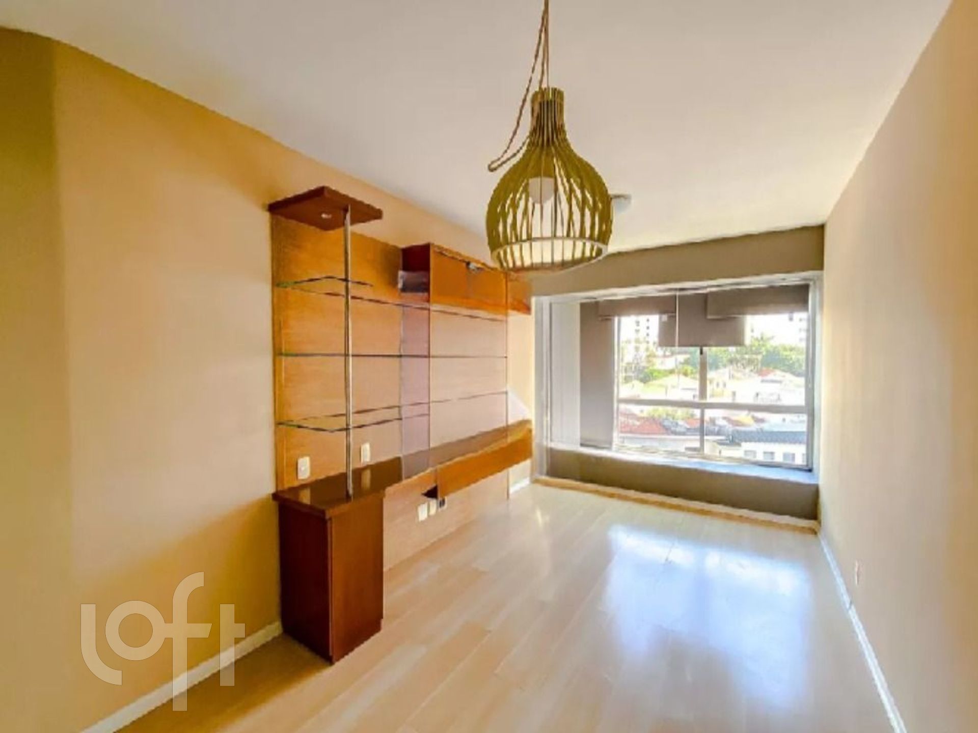 Apartamento à venda com 1 quarto, 42m² - Foto 1