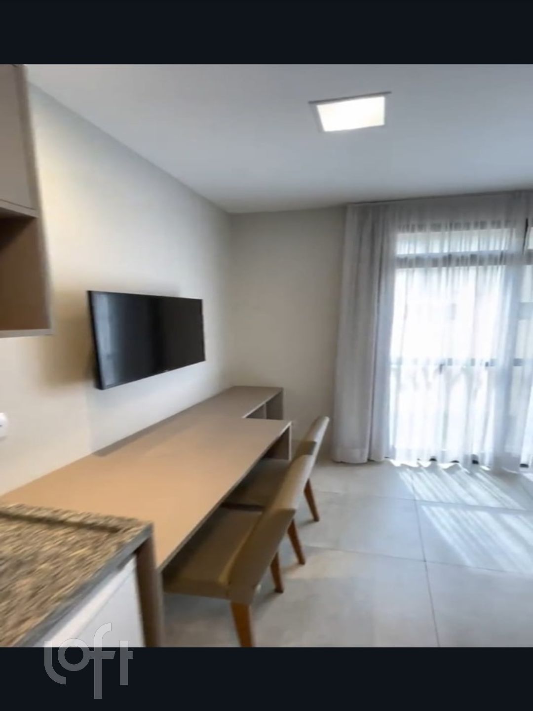 Apartamento à venda com 1 quarto, 35m² - Foto 2