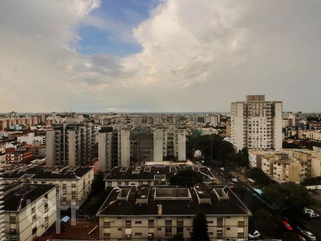 Apartamento com 55m², 2 dormitórios, 1 suíte, 1 vaga, Cristo Redentor em Porto Alegre