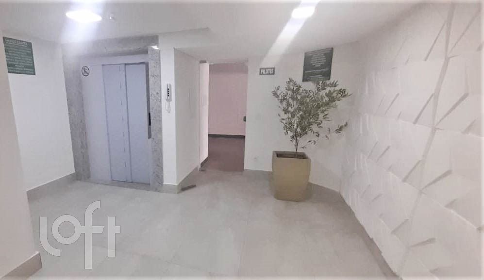 Apartamento à venda com 3 quartos, 30m² - Foto 12