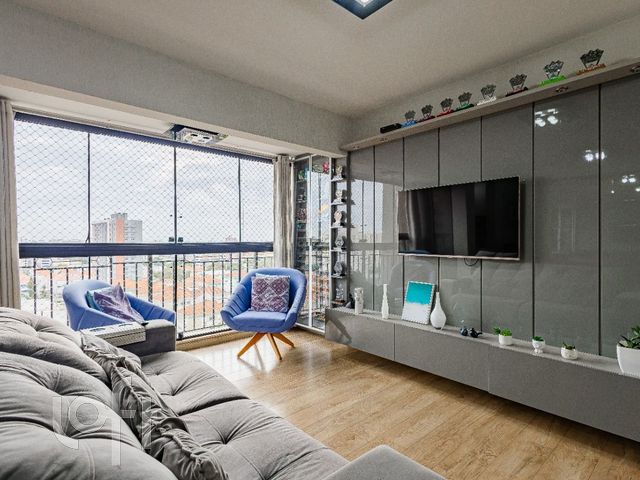 Apartamento com 94m², 3 dormitórios, 1 suíte, 1 vaga, Jardim Europa em Porto Alegre