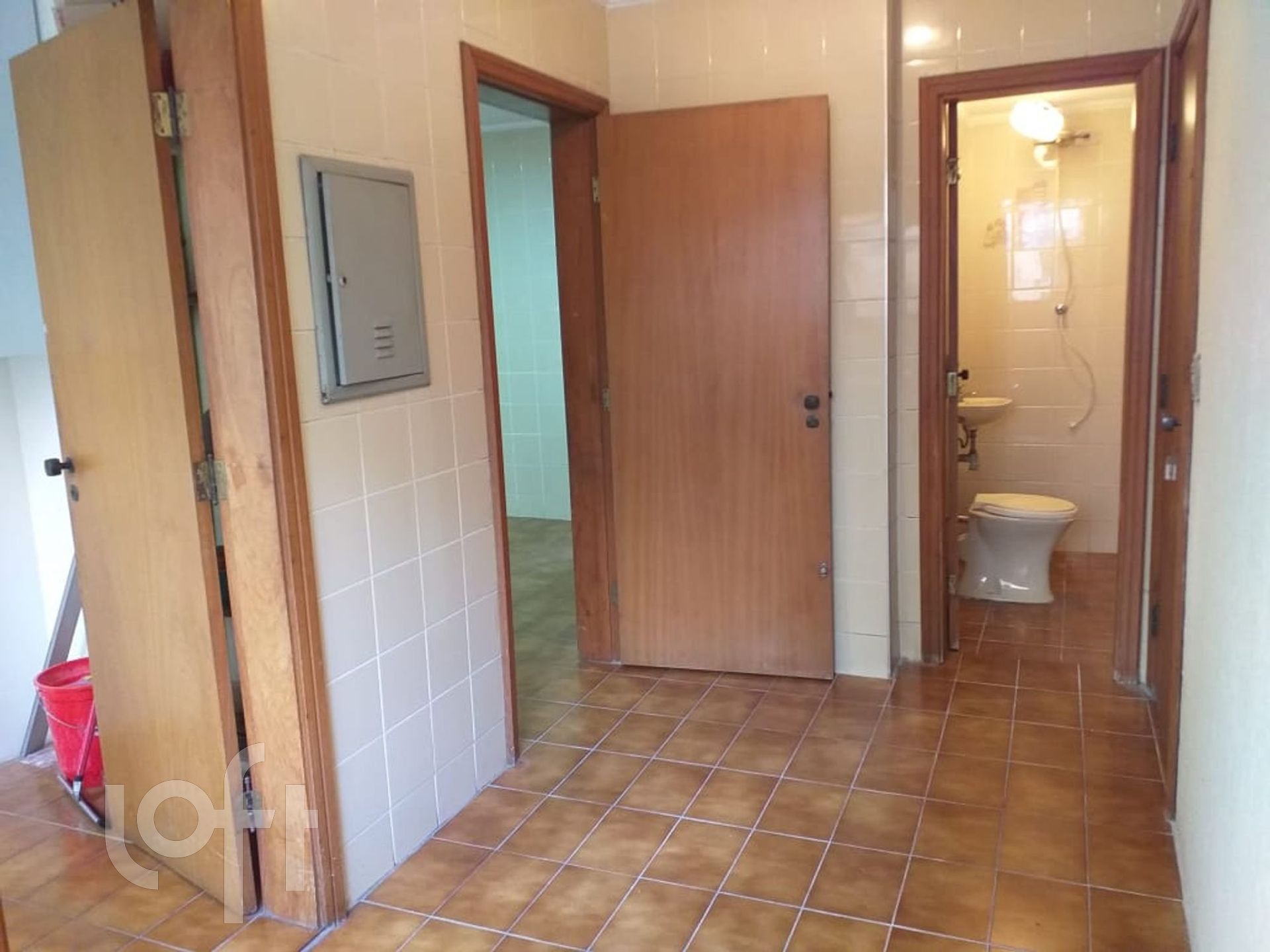 Apartamento à venda com 3 quartos, 142m² - Foto 9