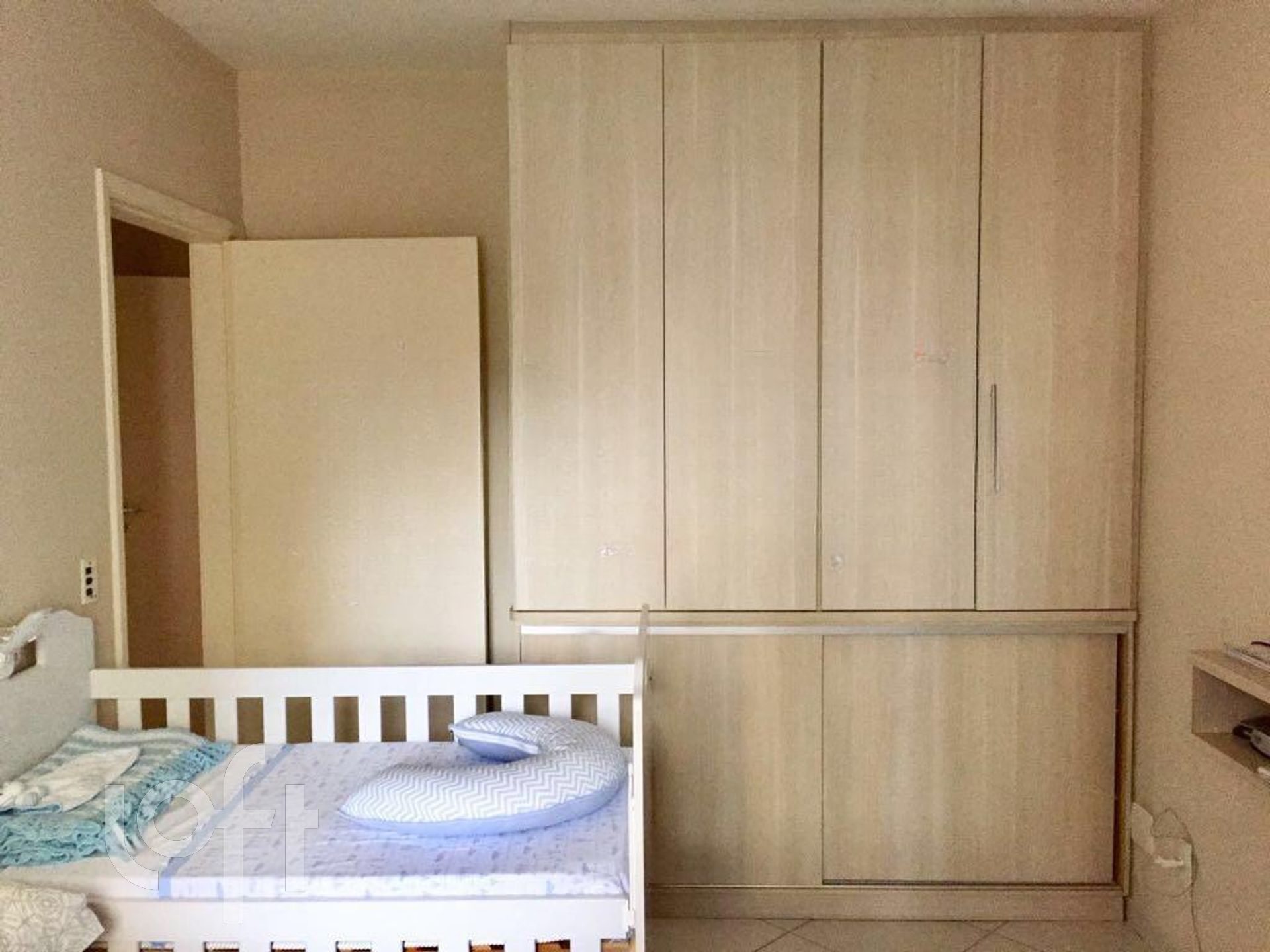 Apartamento à venda com 2 quartos, 83m² - Foto 3