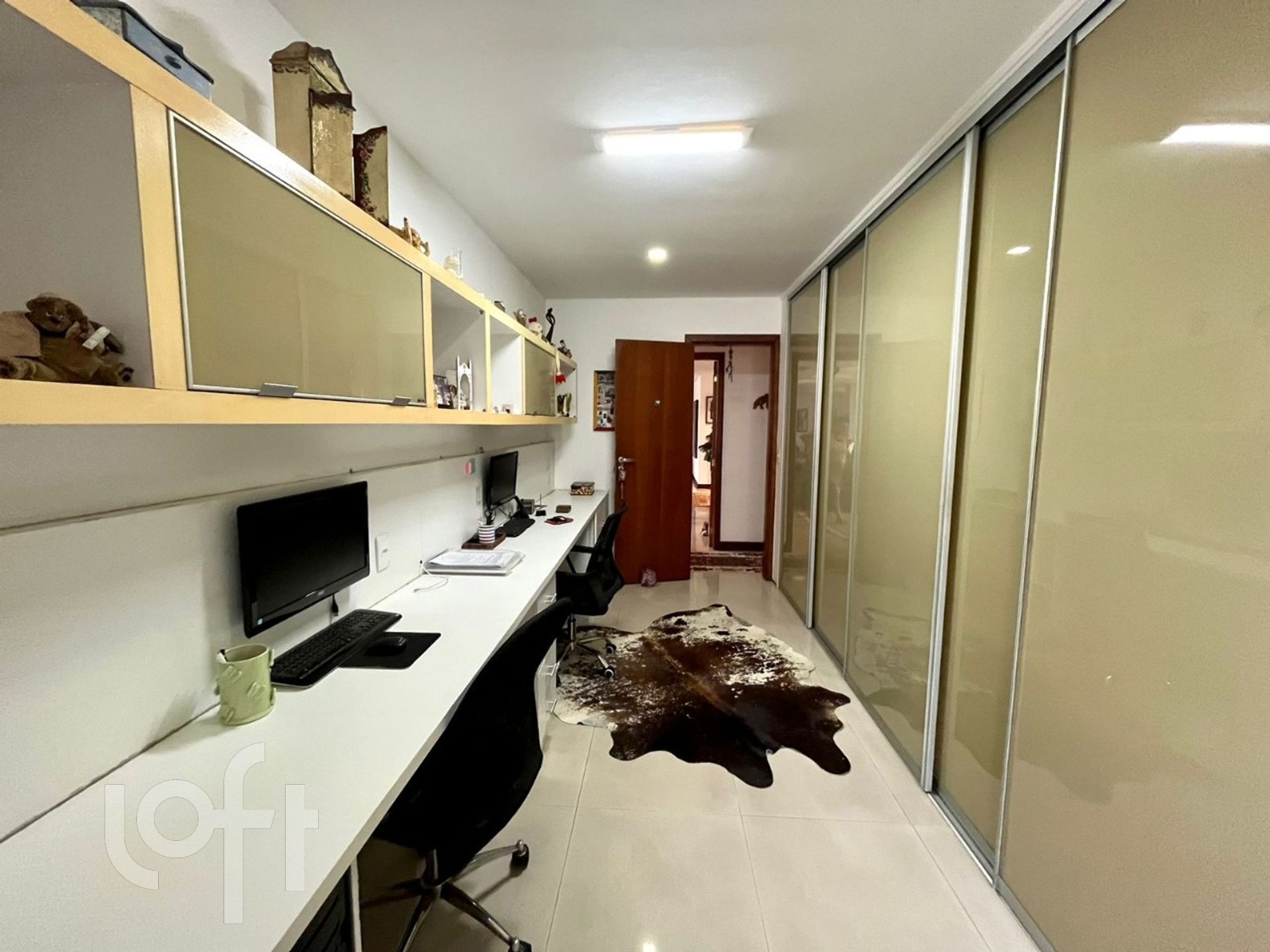 Apartamento à venda com 3 quartos, 150m² - Foto 18