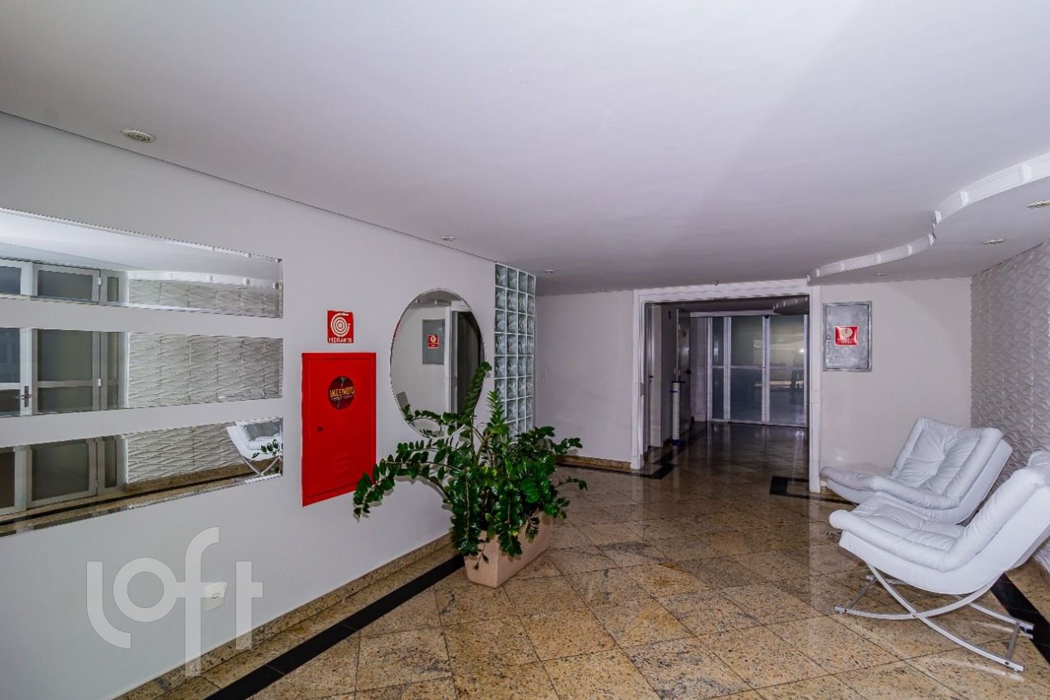 Apartamento à venda com 3 quartos, 70m² - Foto 31