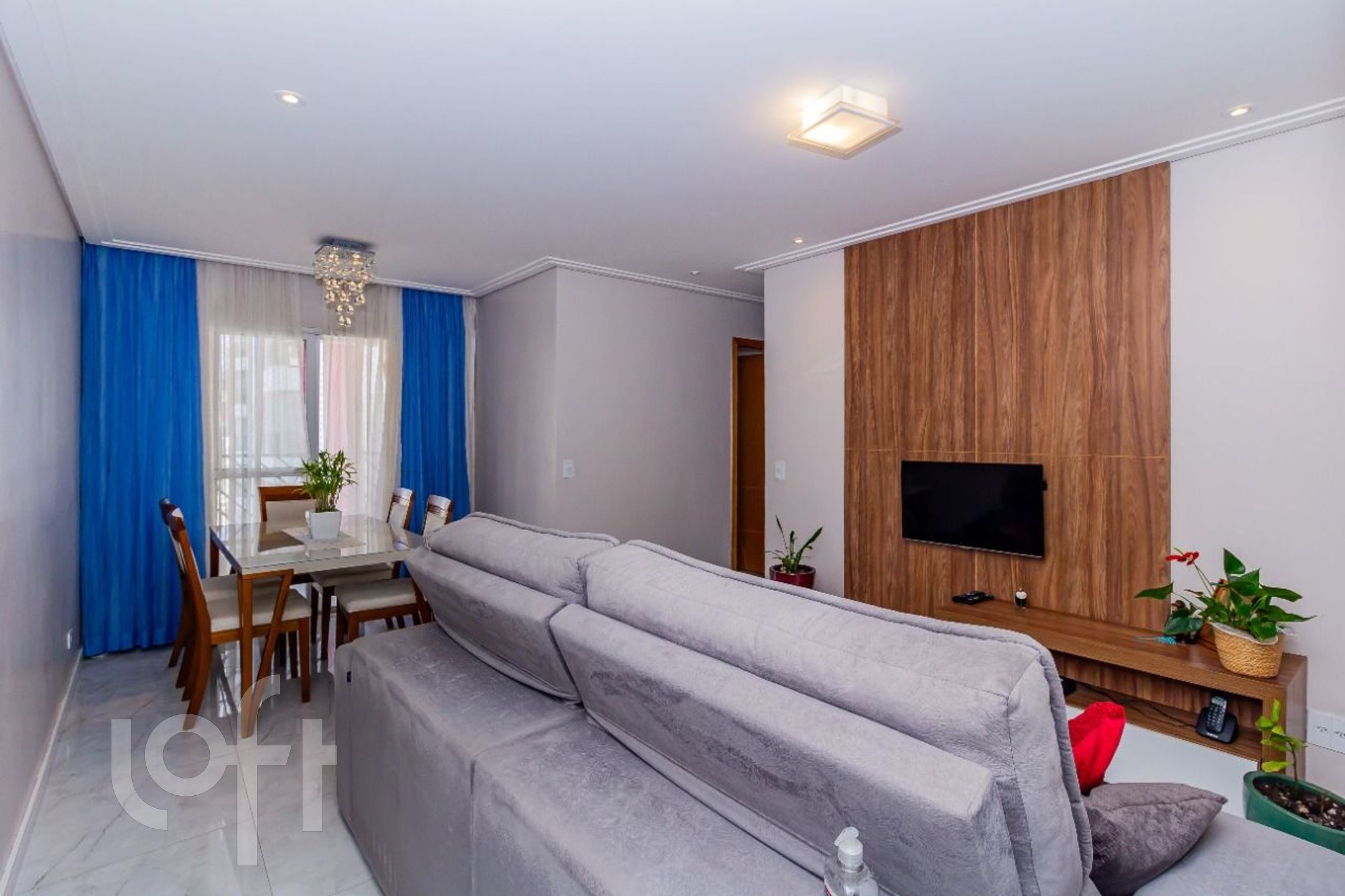 Apartamento à venda com 3 quartos, 70m² - Foto 2