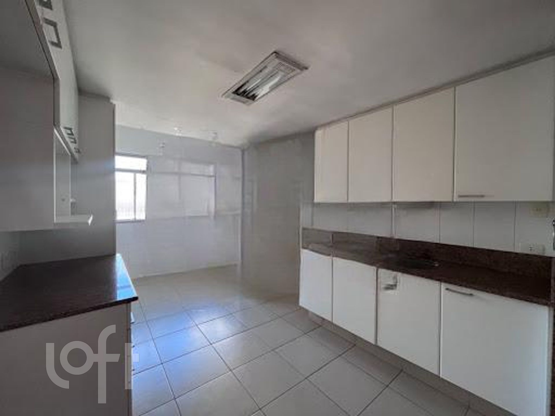 Apartamento à venda com 3 quartos, 160m² - Foto 10