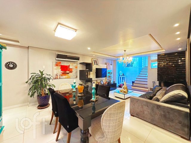 Apartamento com 117m², 2 dormitórios, 1 suíte, 1 vaga, Bela Vista em Porto Alegre