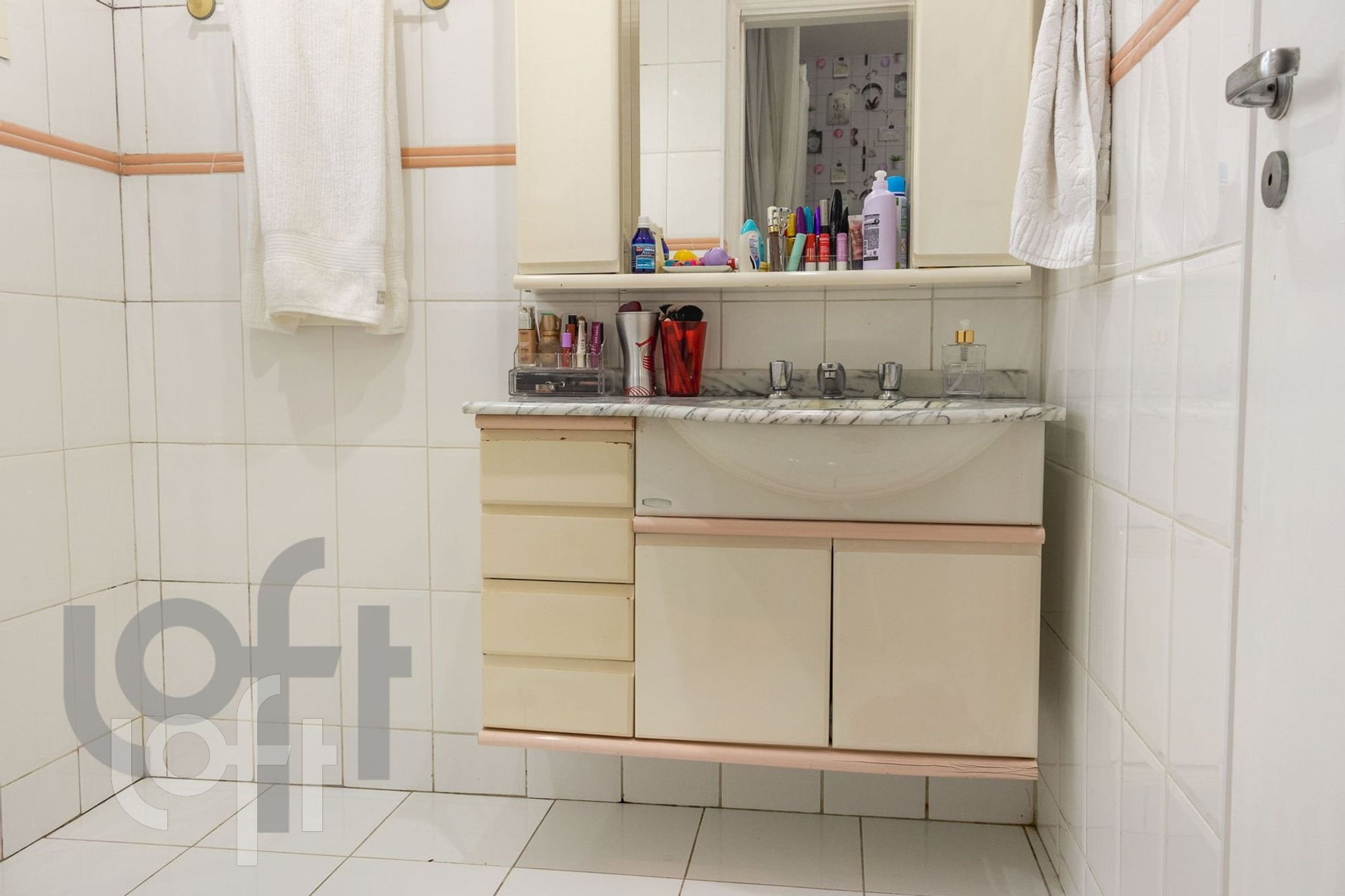 Apartamento à venda com 4 quartos, 246m² - Foto 4