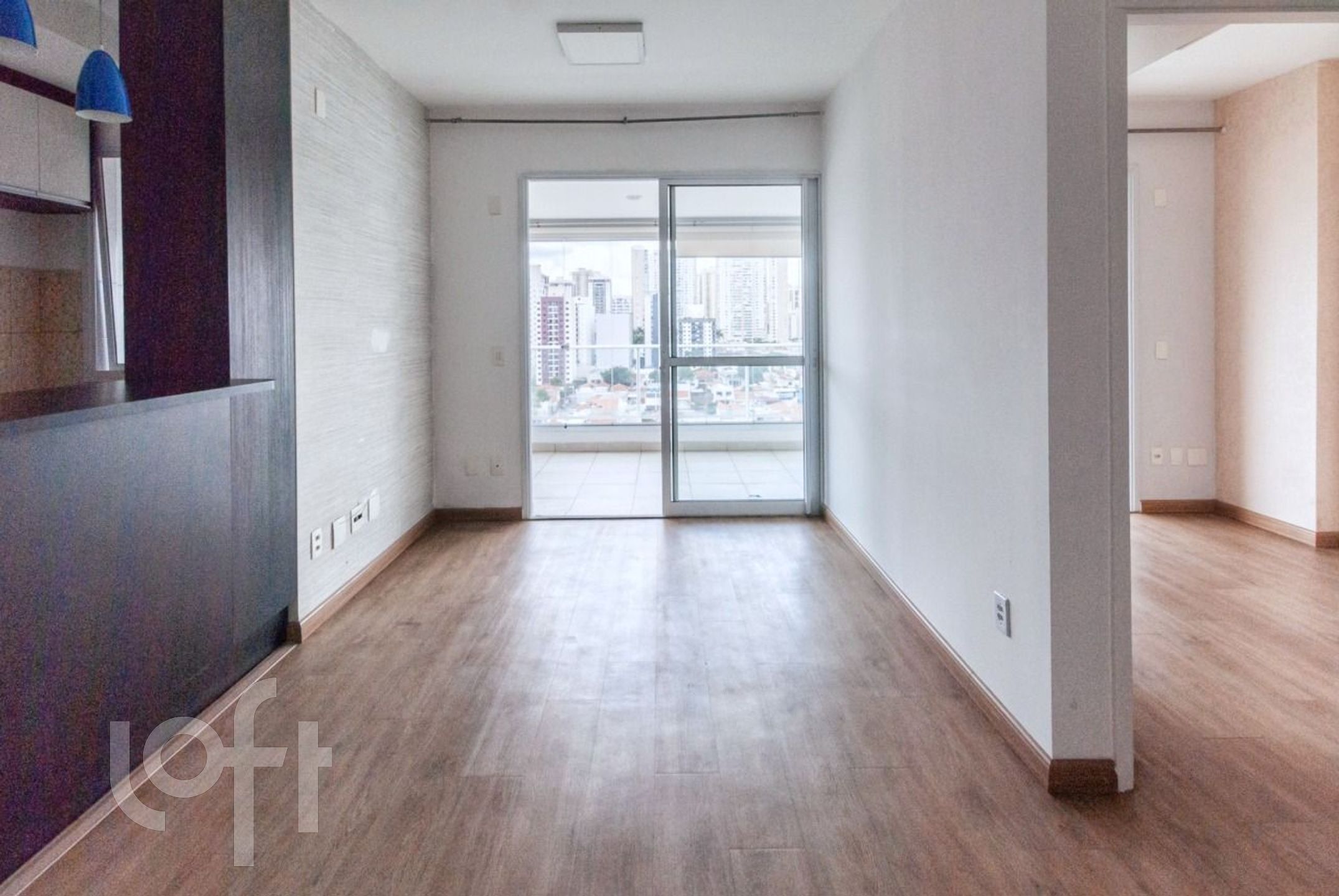 Apartamento à venda com 2 quartos, 71m² - Foto 3