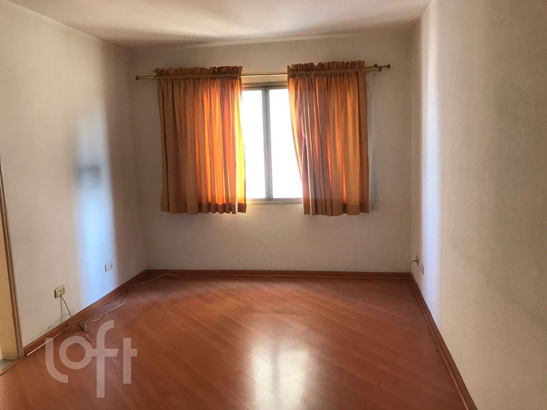 Apartamento à venda com 1 quarto, 55m² - Foto 2