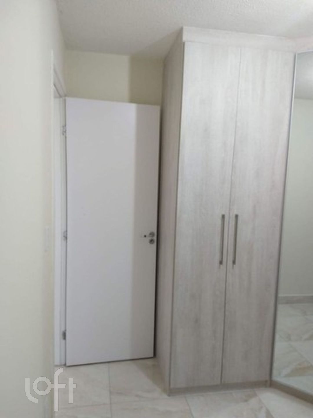 Apartamento à venda com 2 quartos, 42m² - Foto 3