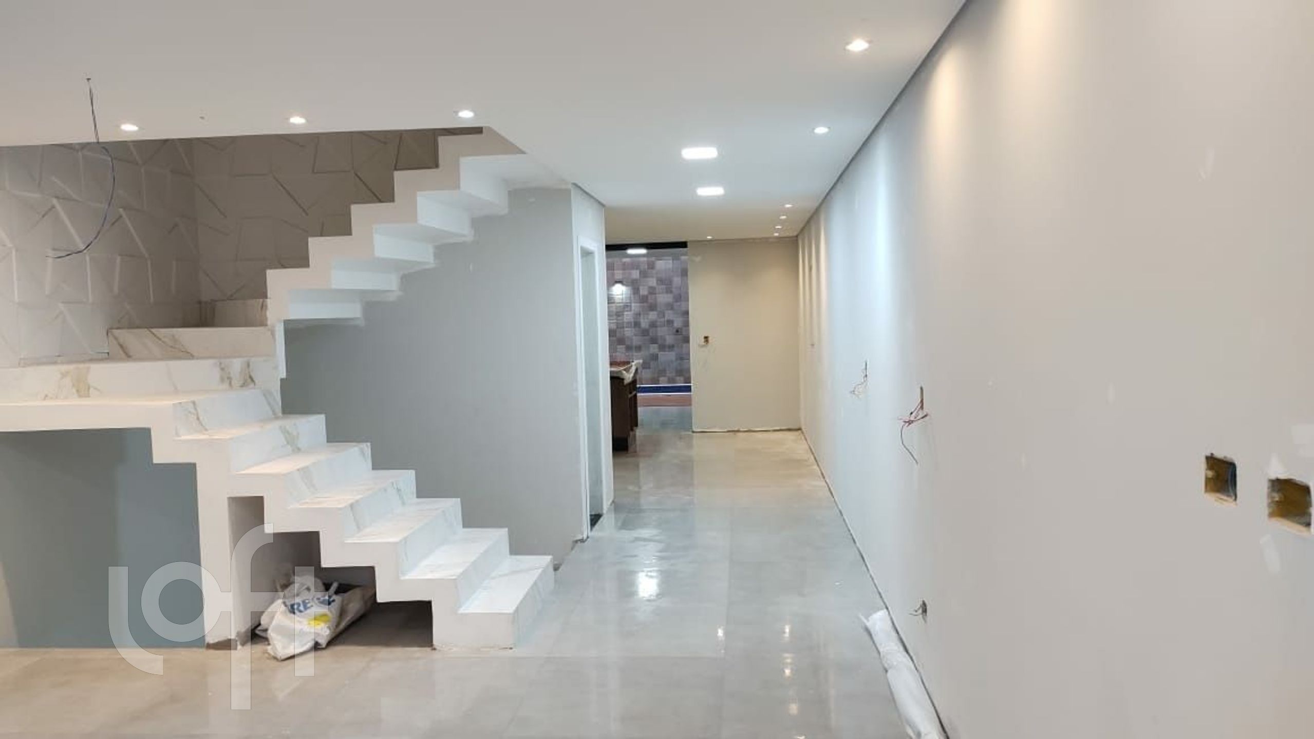 Casa à venda com 4 quartos, 387m² - Foto 5