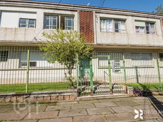 Apartamento com 108m², 3 dormitórios, Santa Cecília em Porto Alegre